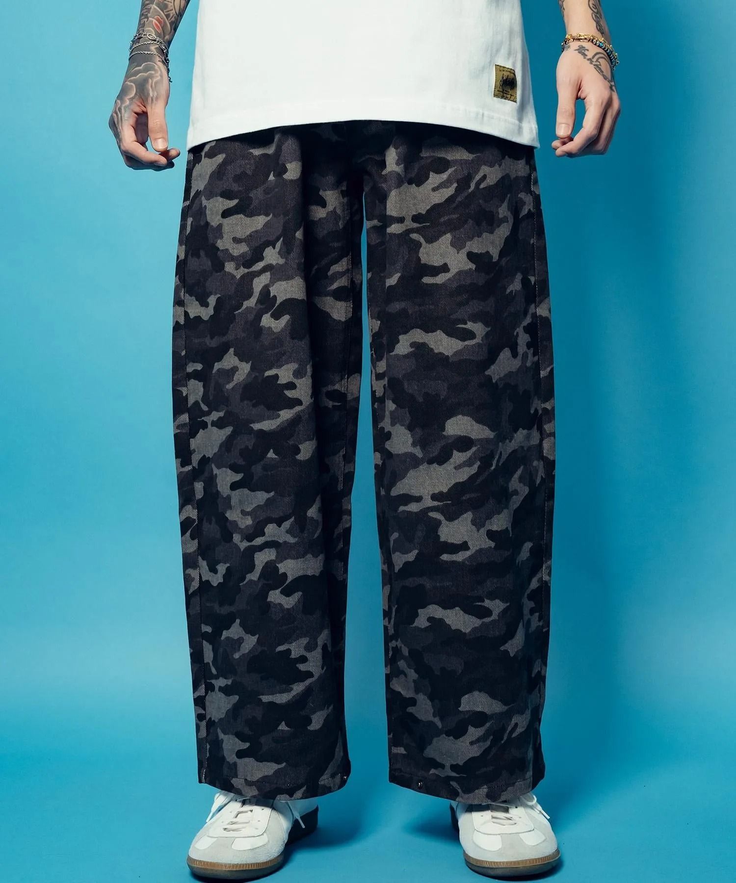 Camouflage baggy pants