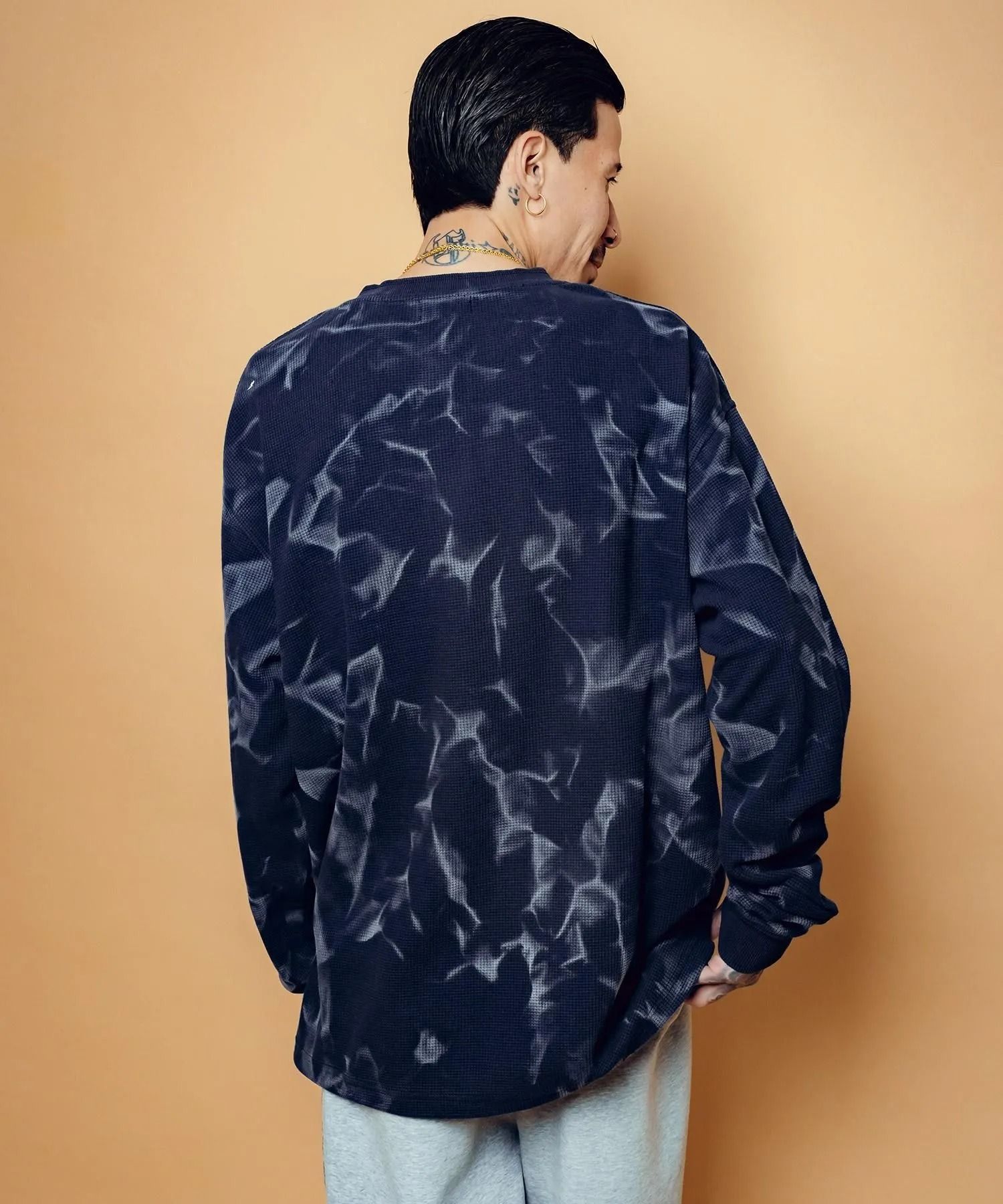 Henry neck waffle L/S