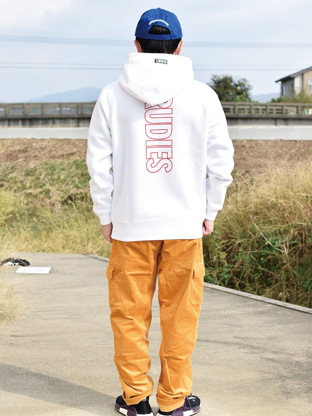 GUESTPASS HOOD-SWEAT