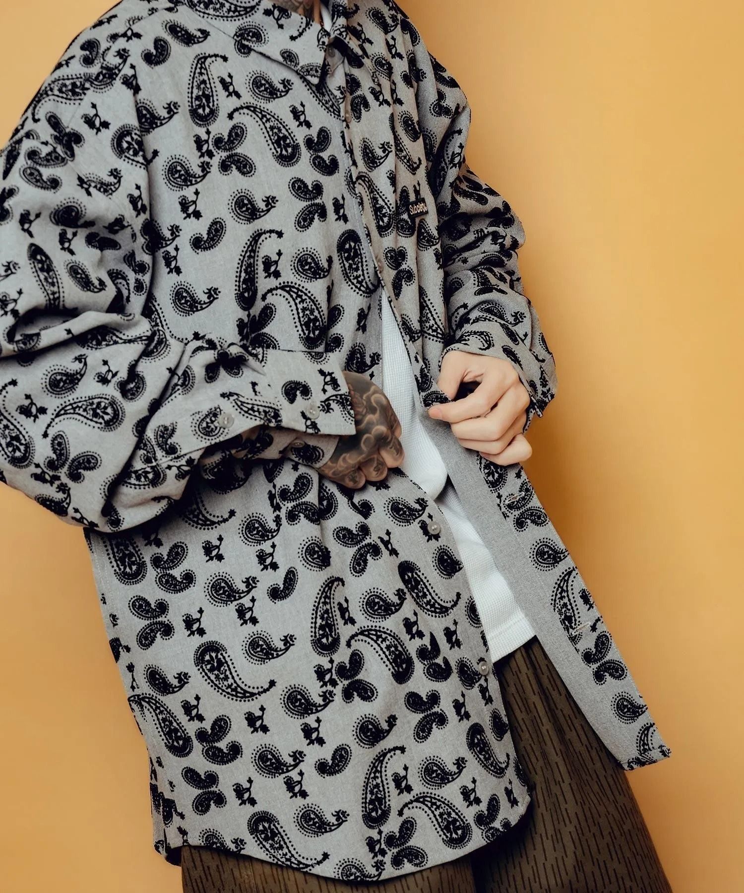 Flocky paisley shirt