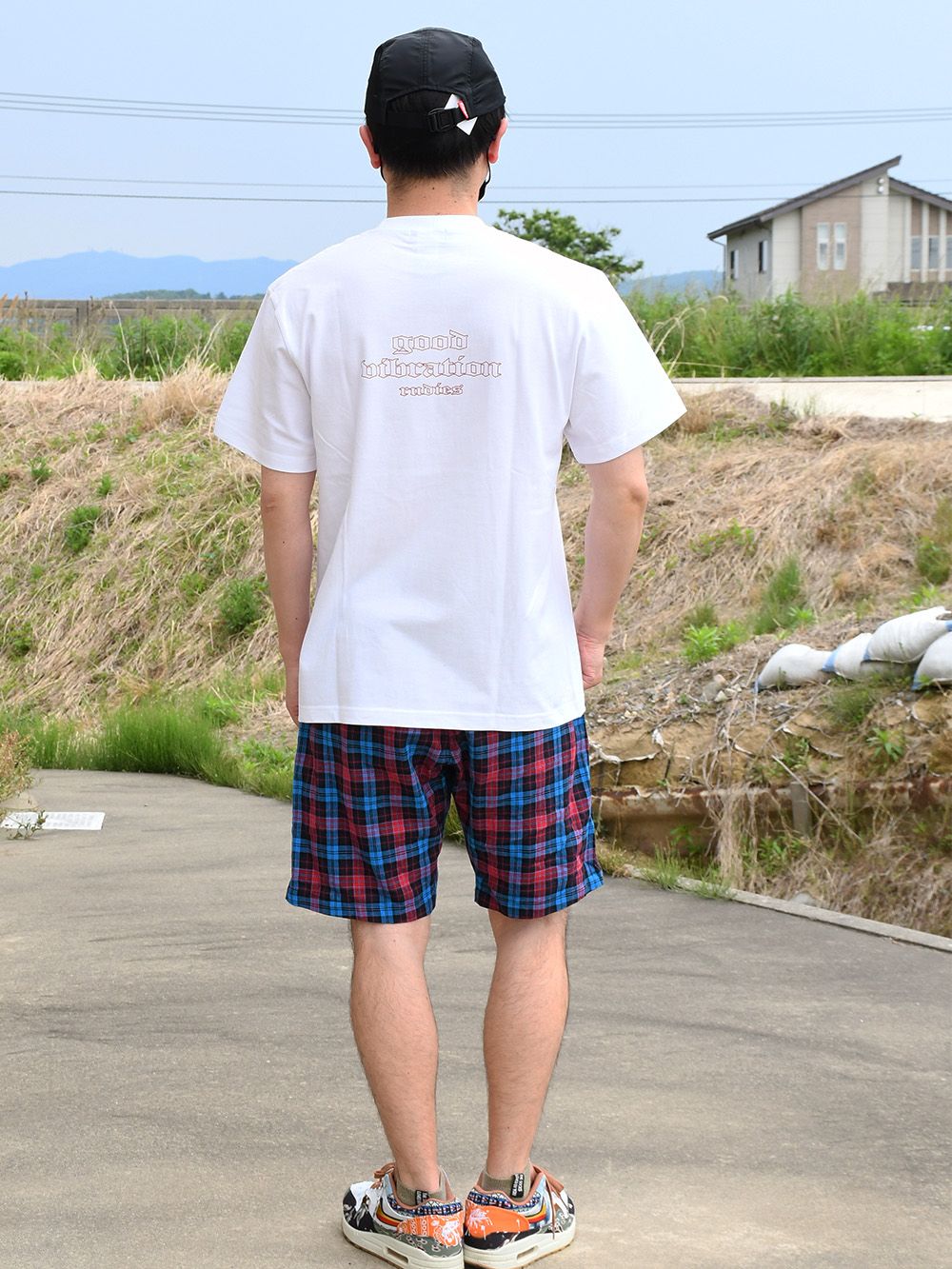 CAPTIVE GOOD VIBRATION-T