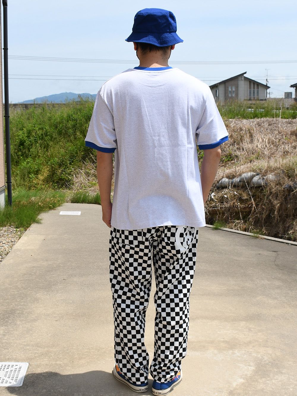 REVERSE LOGO RINGER-TEE