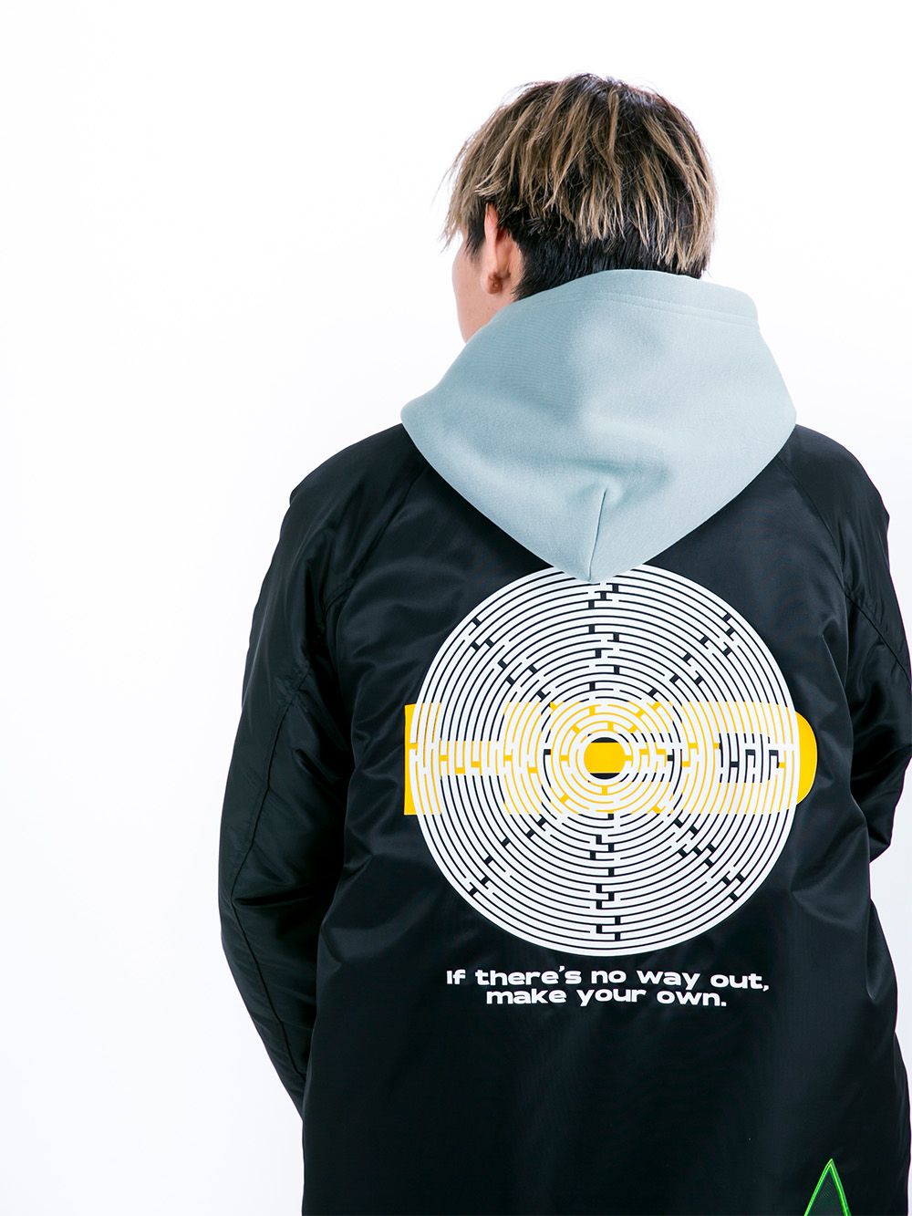 Circle maze Coach jacket