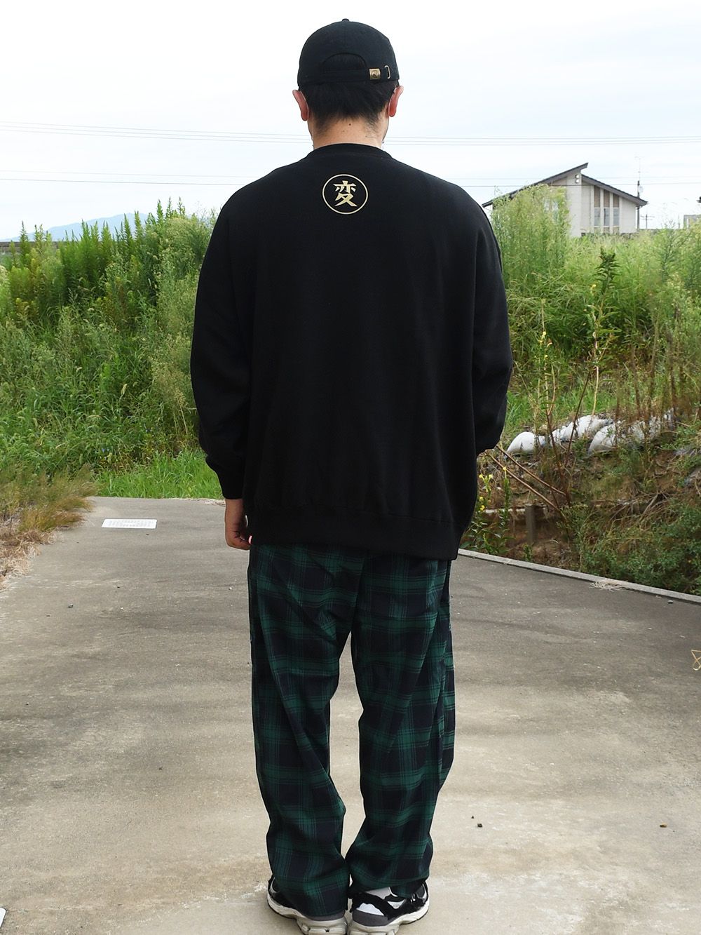シンプルだけどどこか変？