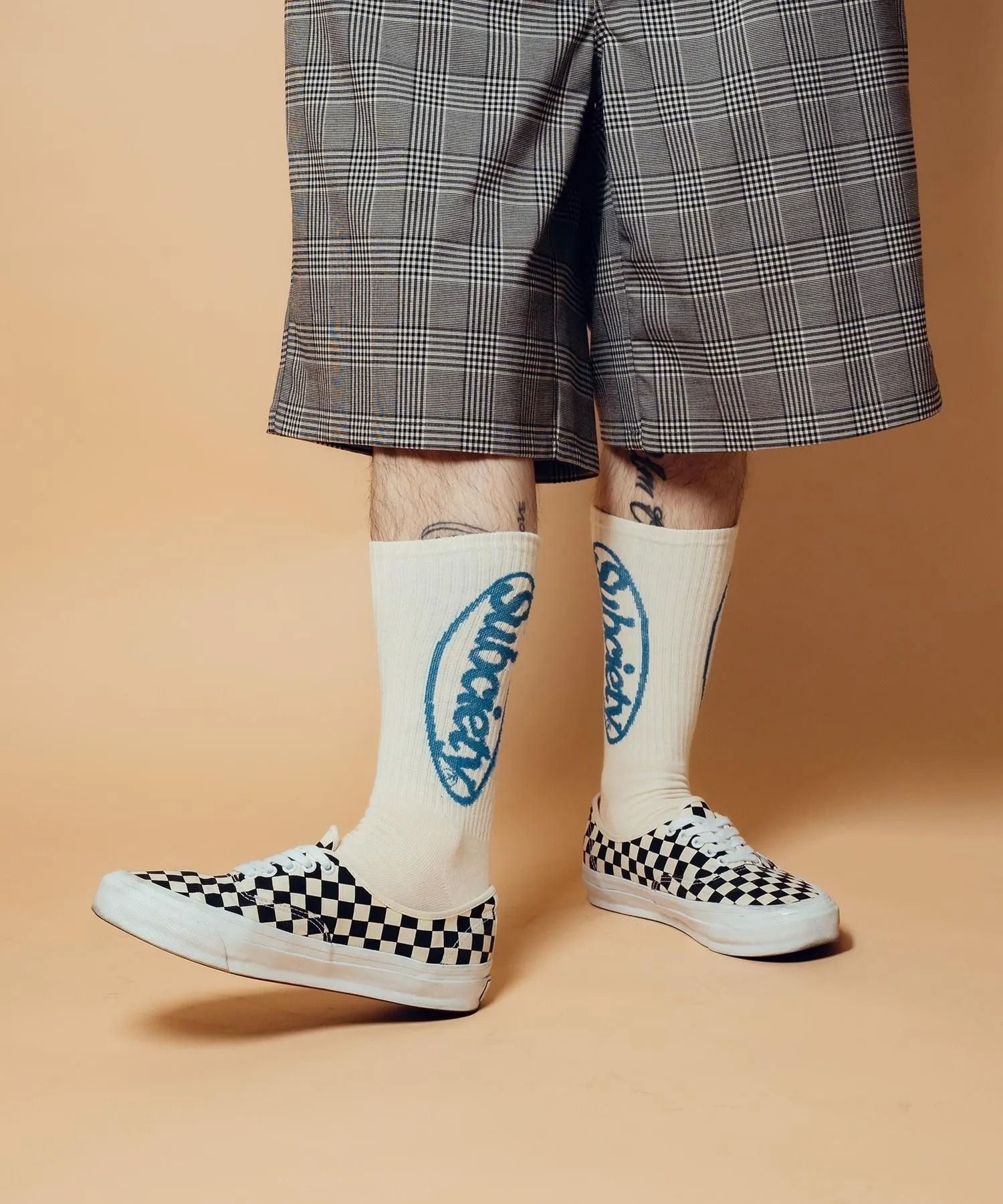 Oval logo socks