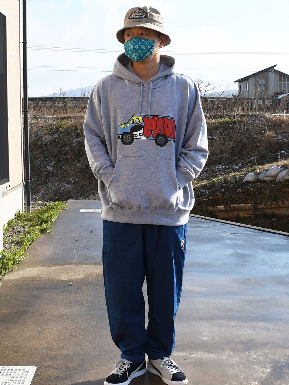 バスBIGパーカ