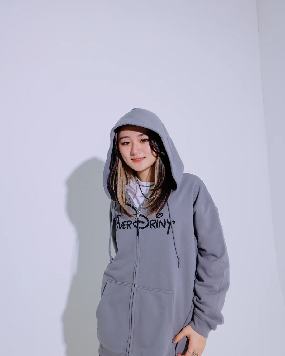 WONDER Zip Hoodie