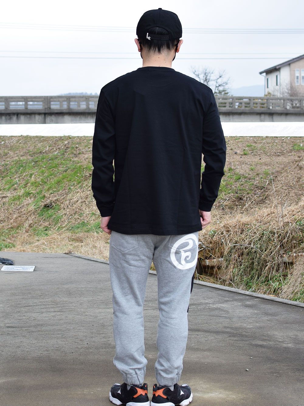 FORTY YEARS L/S-T