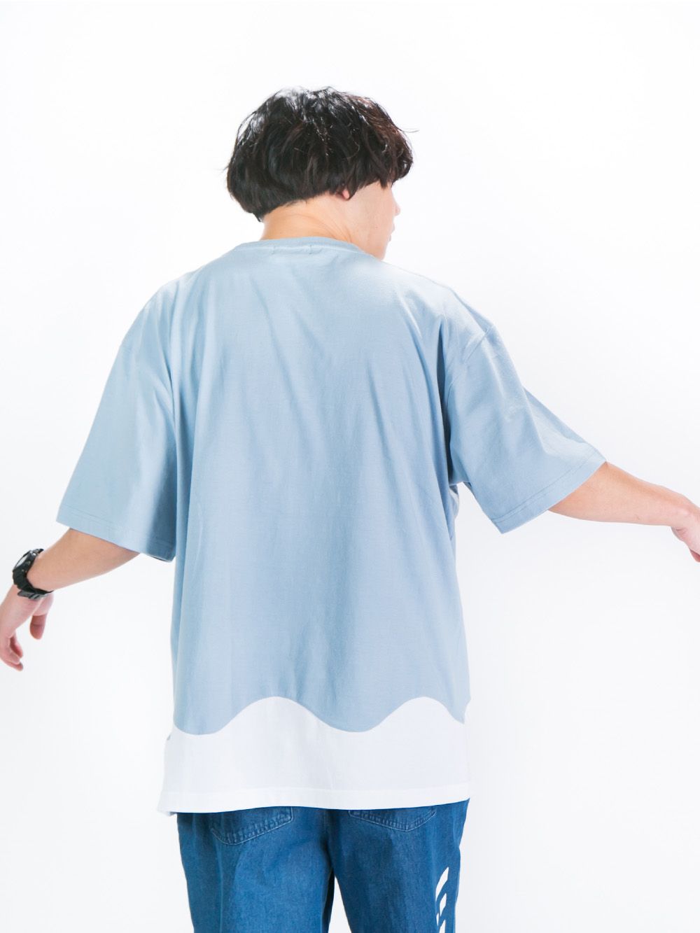 Gentle waves C/C Bigshilhouette T-shirt