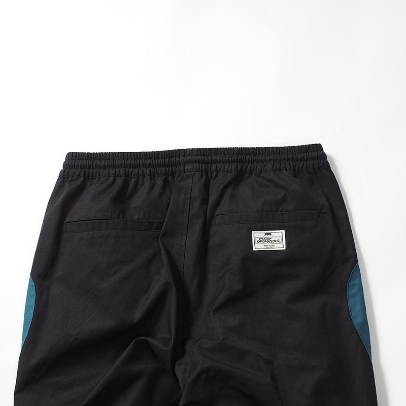 ヘビパンツ