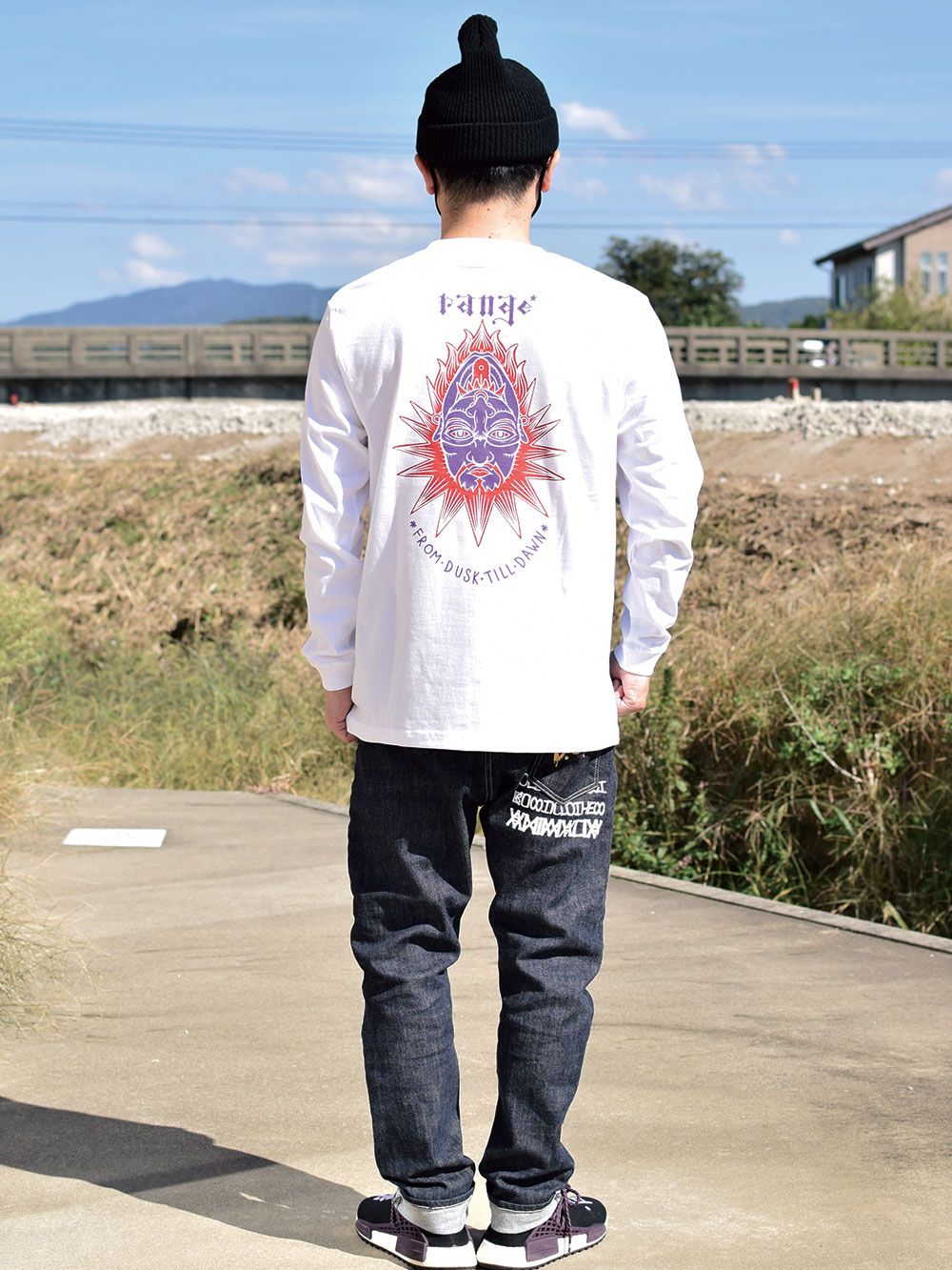 spicky bread man LS tee