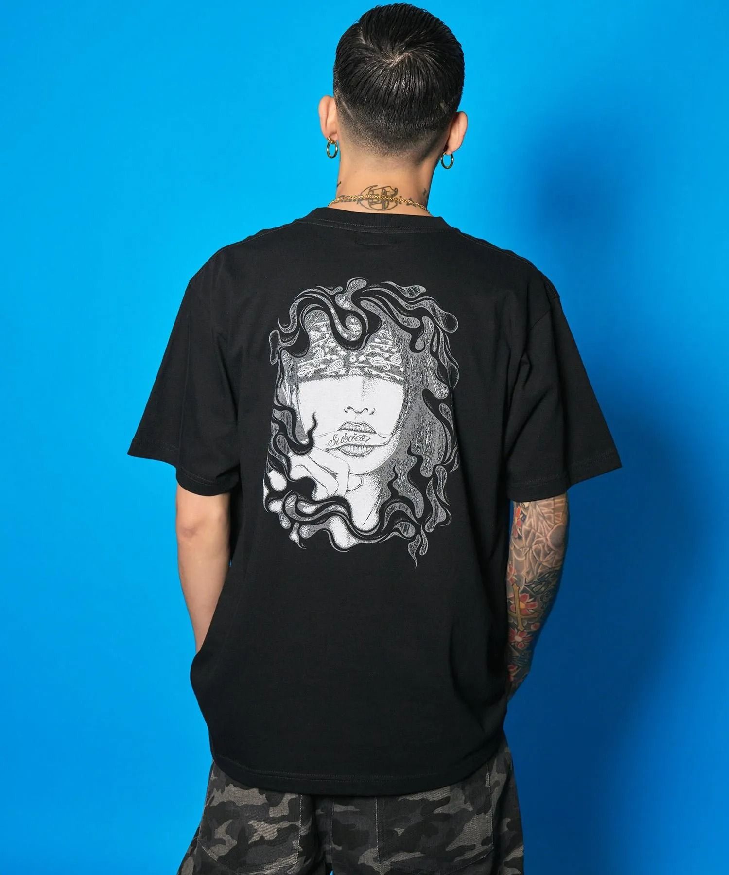 Temptation tee