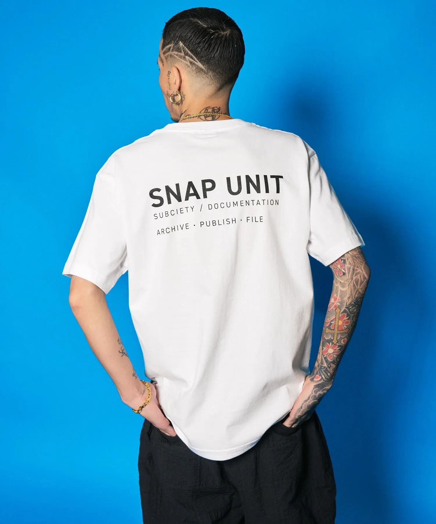 Snap unit tee