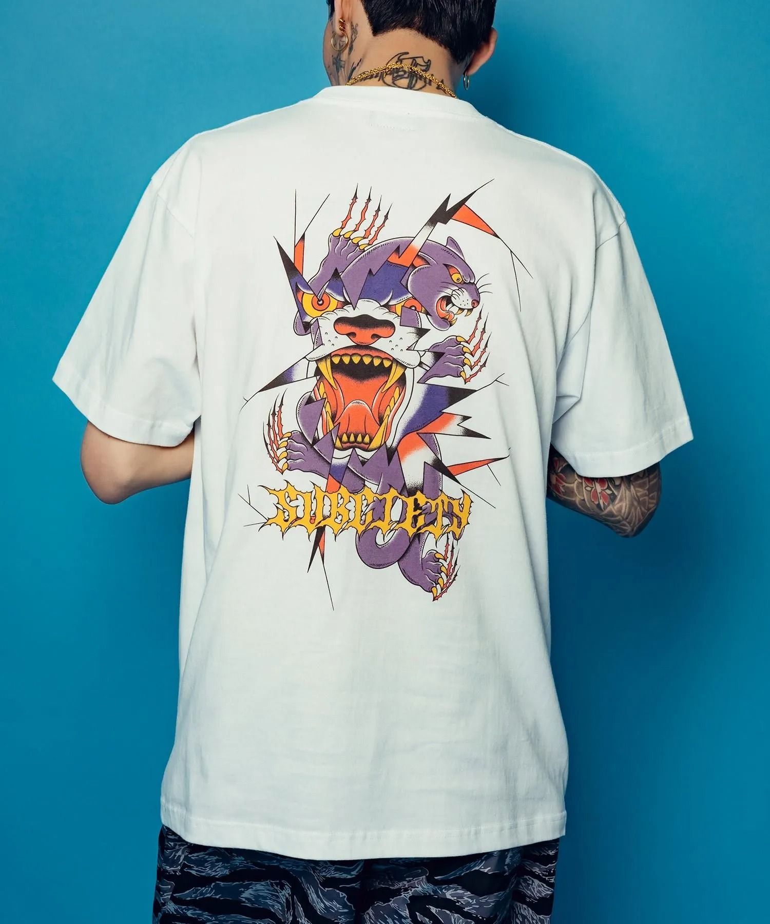 Panther tee
