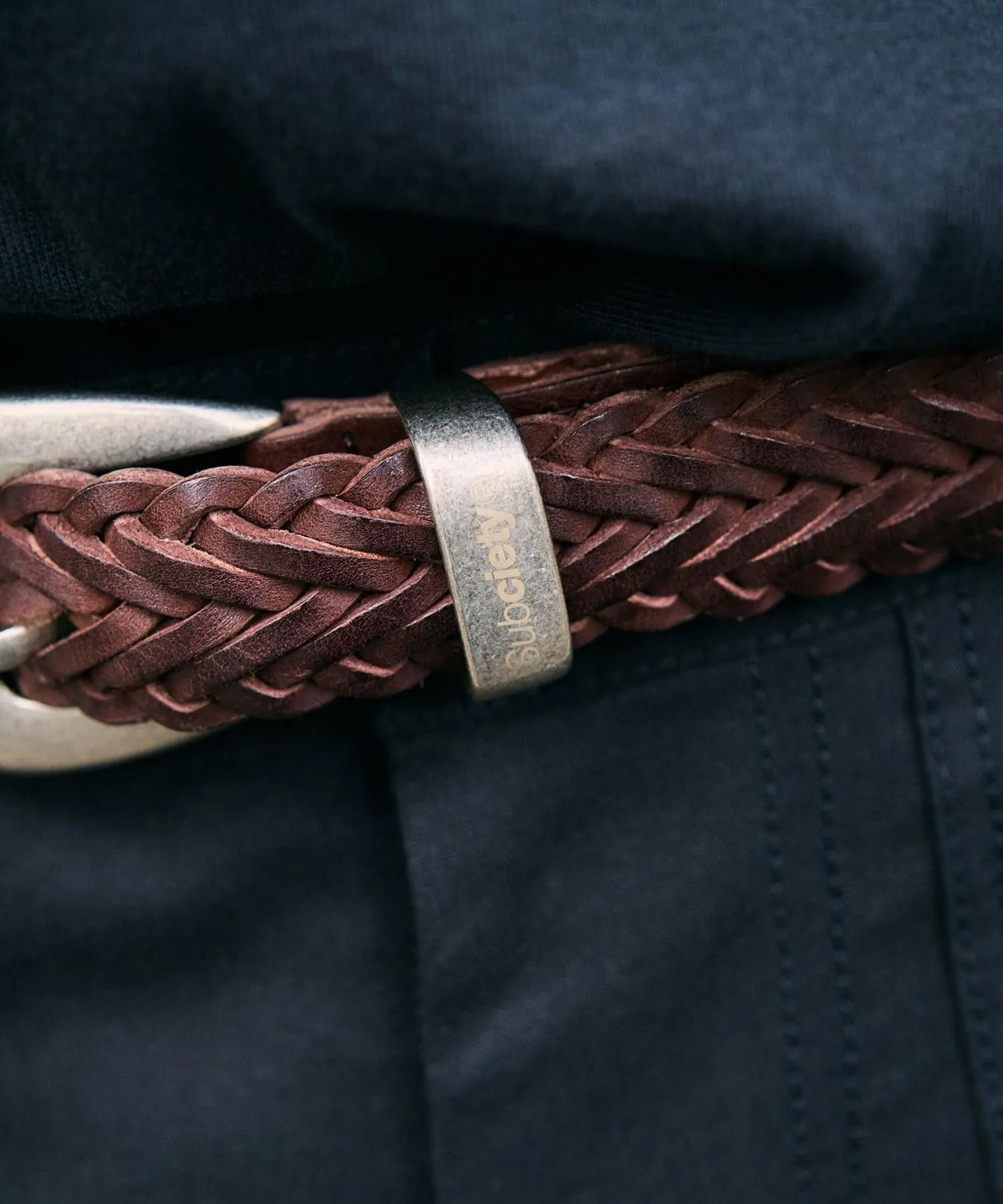 Leather mesh belt