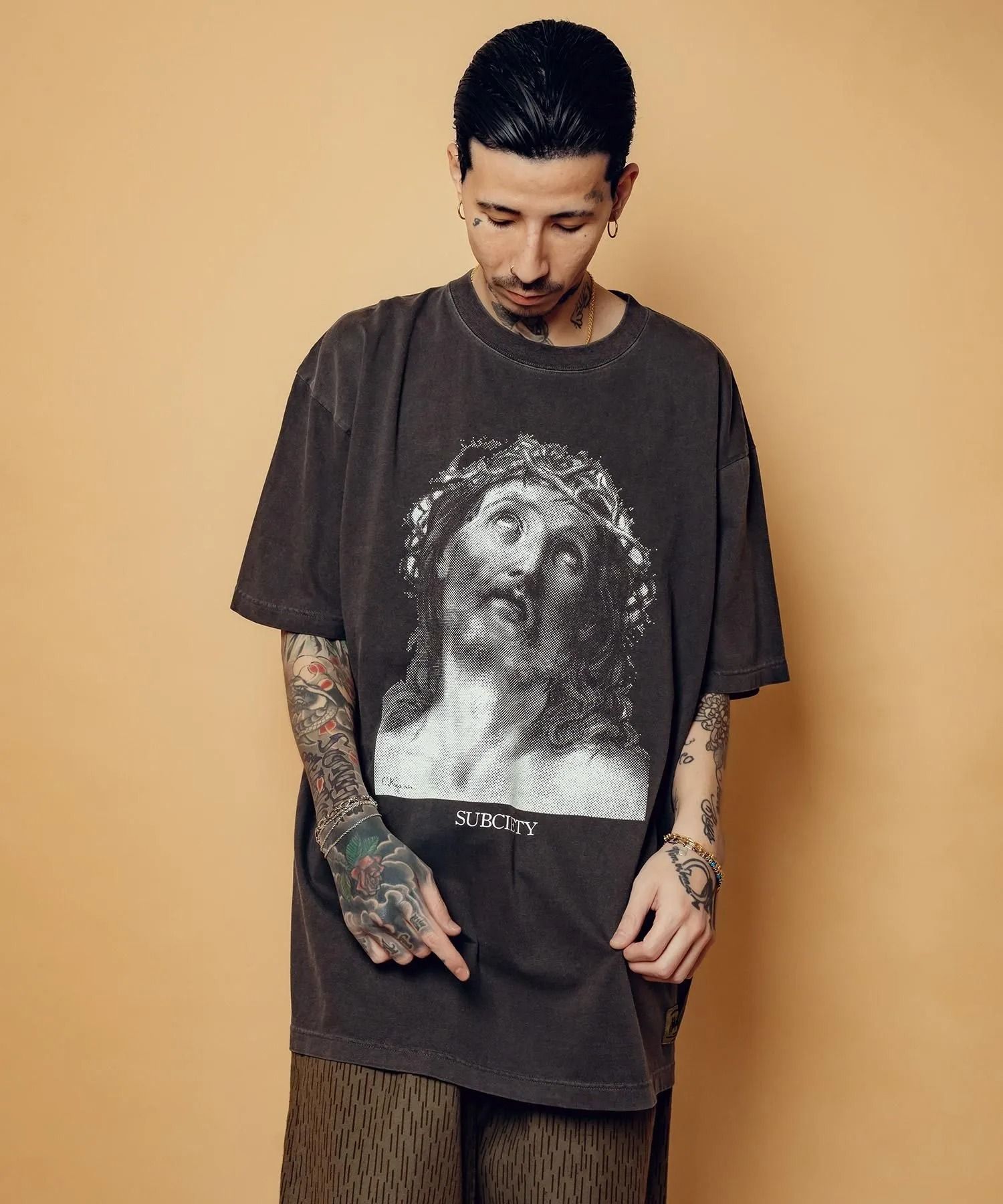 Jesus tee