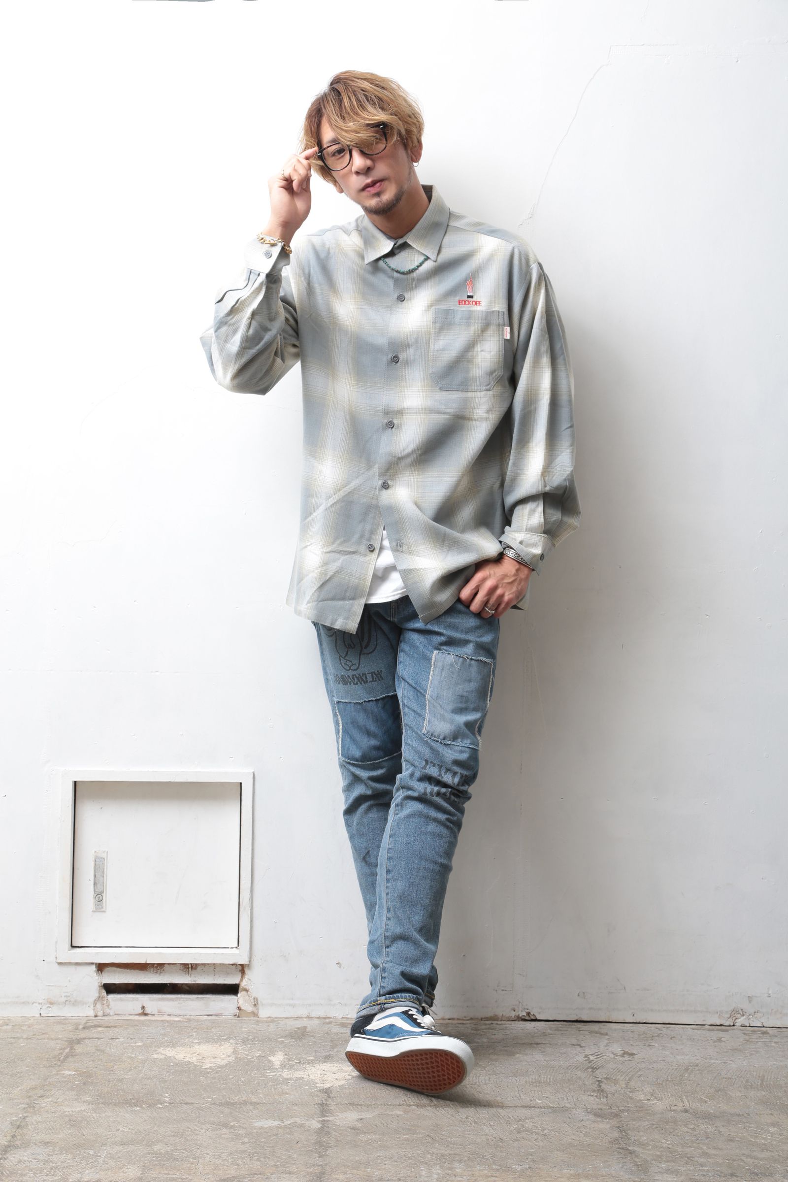 “OUTSIDER SHIRTS”