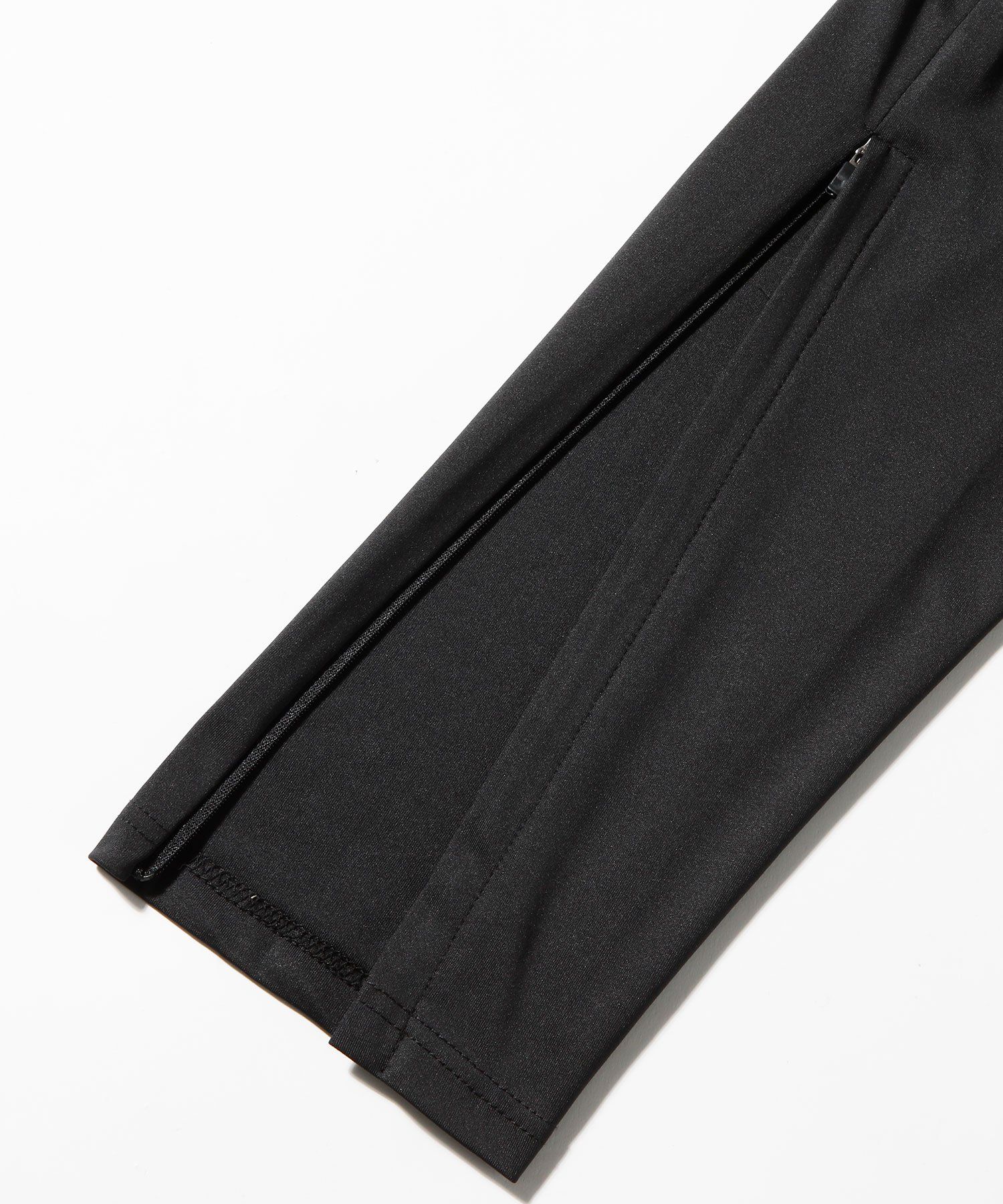 LEISURE DRY SHORTS & LEGGINGS (SET)