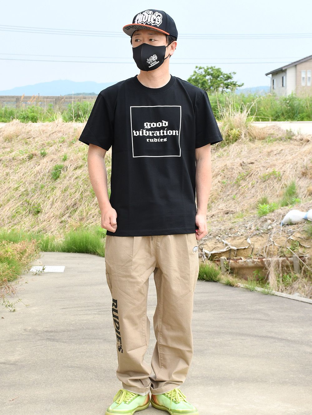 CAPTIVE GOOD VIBRATION-T