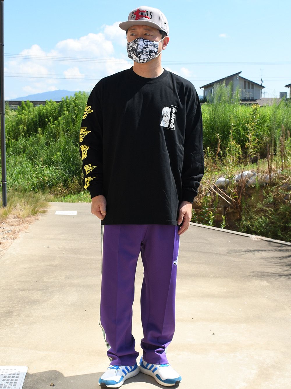 PUNK DRUNKERS - 危ない女BIGロンTEE | DOLL
