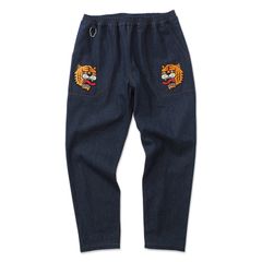 寅デニムパンツ
