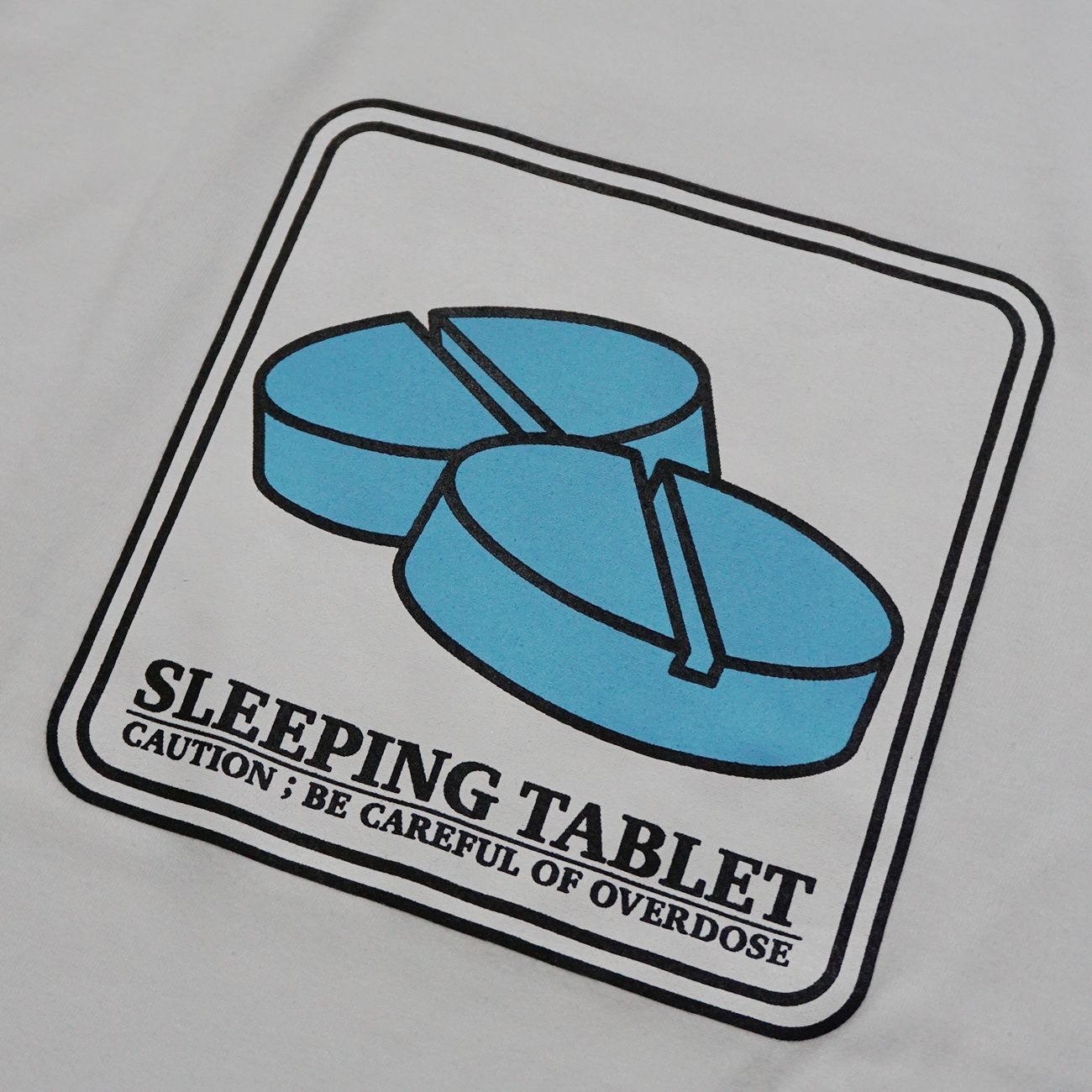 TABLETS [ TEE ]