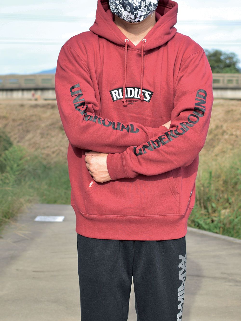 SLICK HOOD-SWEAT