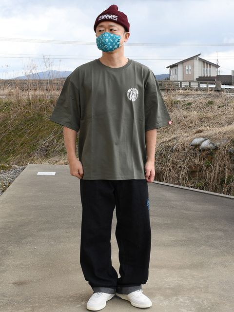 Macbookでイキってる連中もコーヒー吹き出すことでしょう。