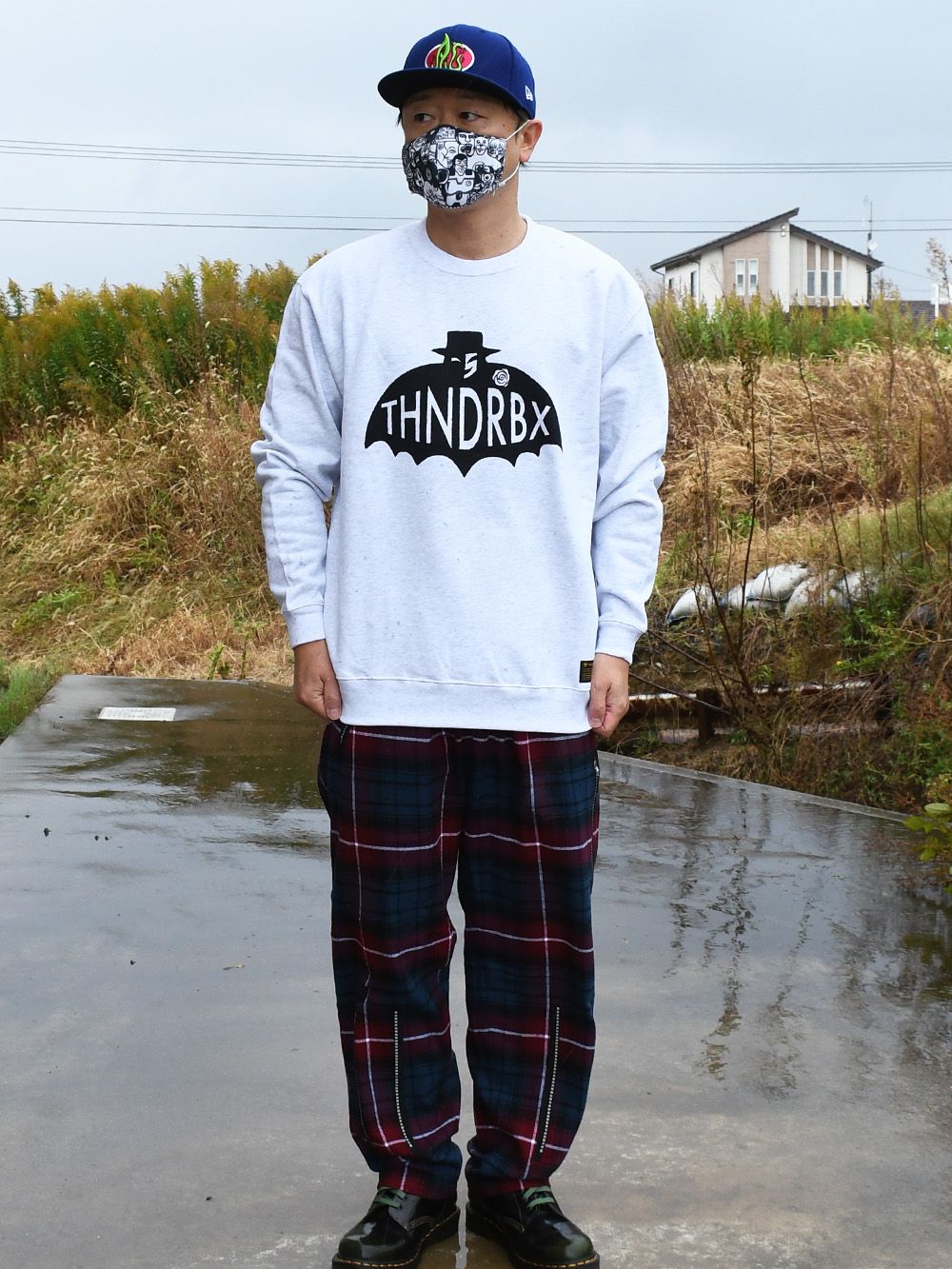 HERO OF MTR-SWEAT