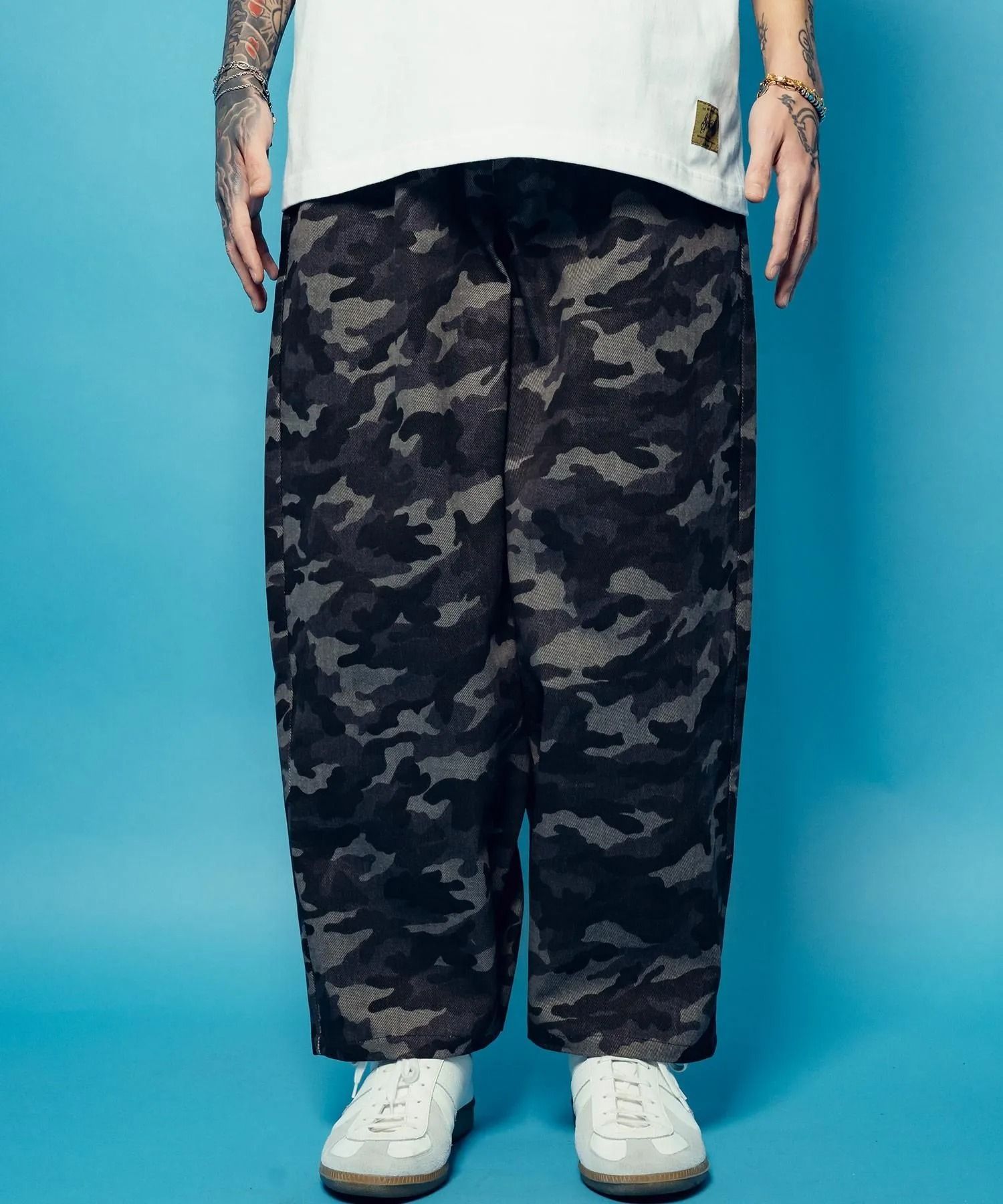 Camouflage baggy pants