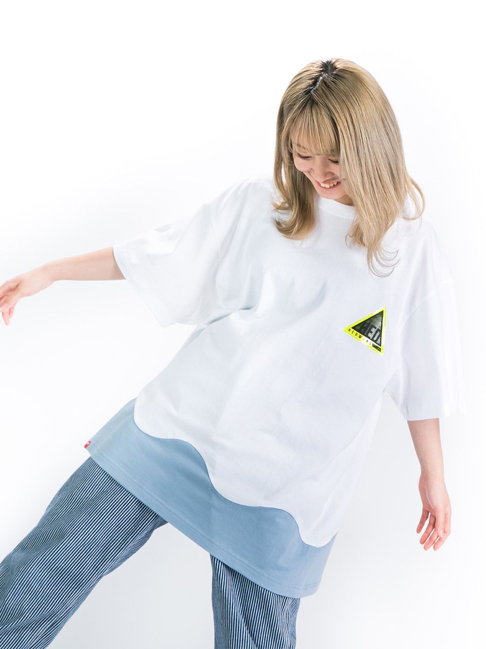 Gentle waves C/C Bigshilhouette T-shirt