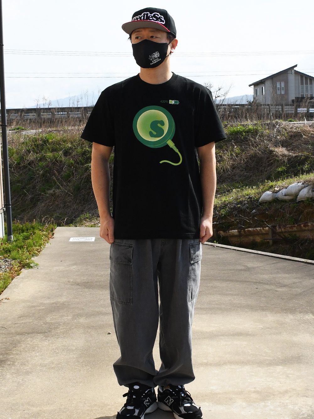 s-dot charging ss tee