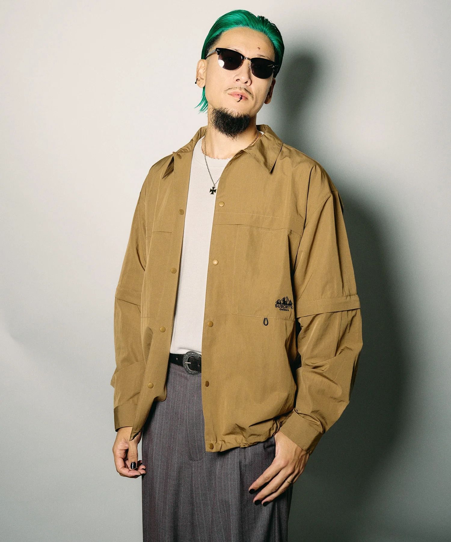 Detachable sleeve ripstop shirt