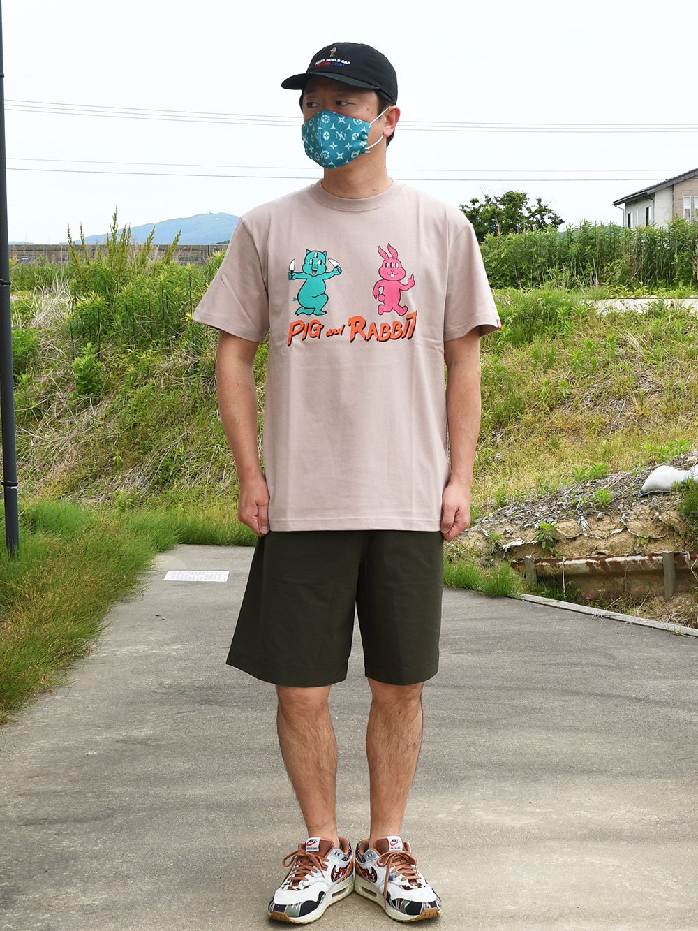 うさぎとぶたTEE