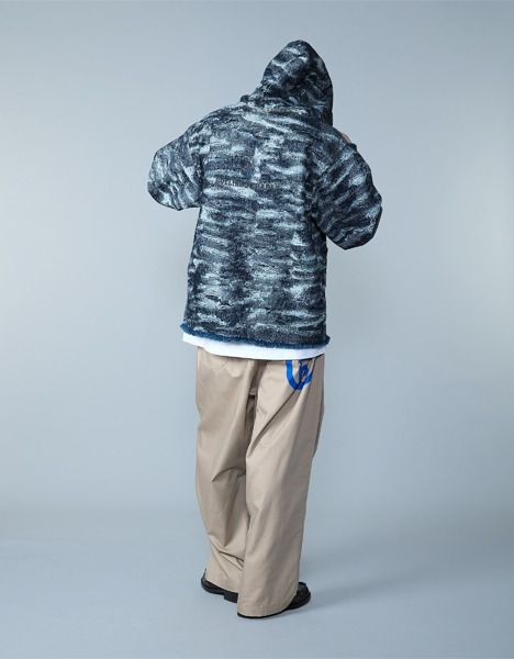 CONSPICUOUS TUCK-PANTS