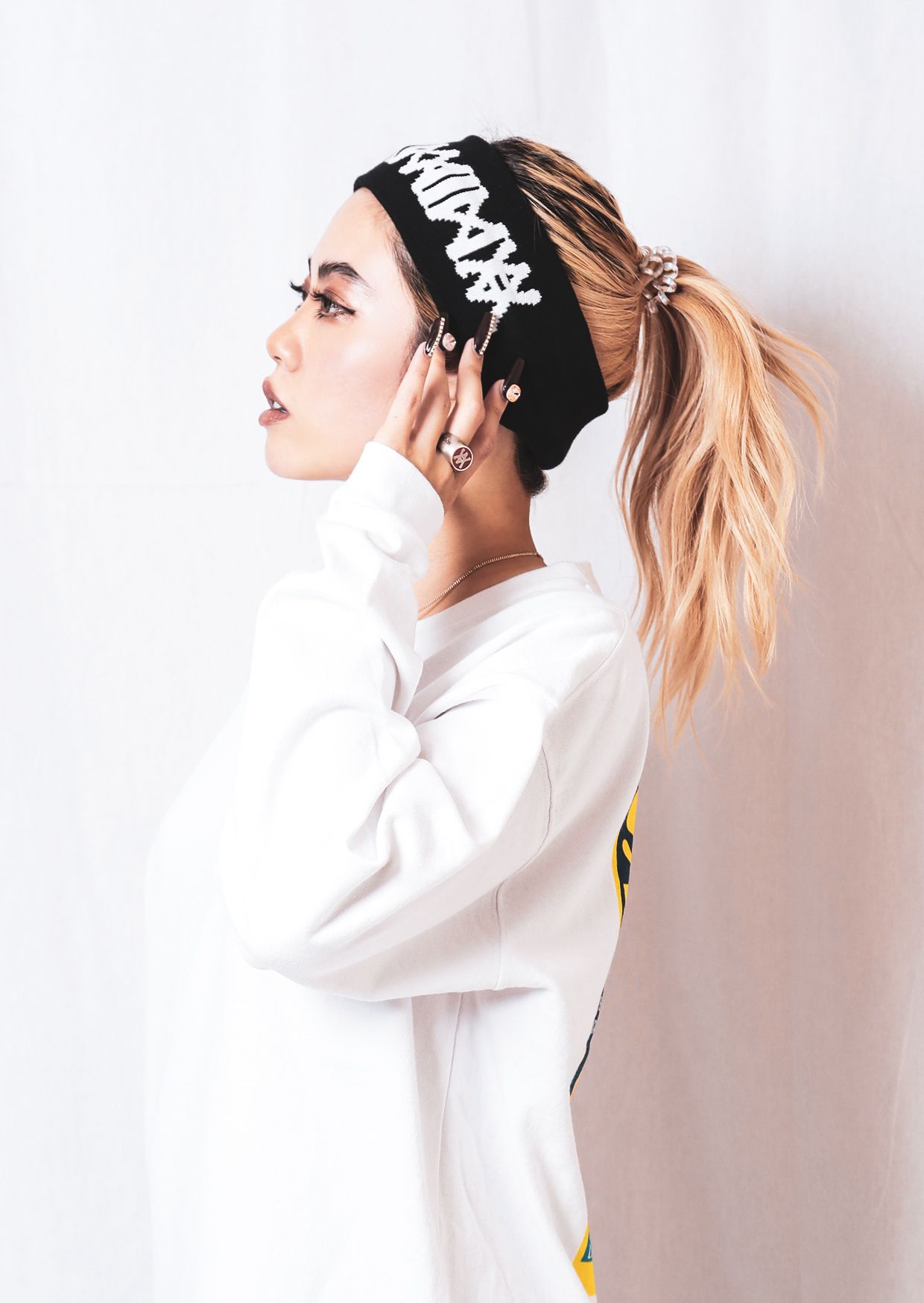 HEAD-BAND