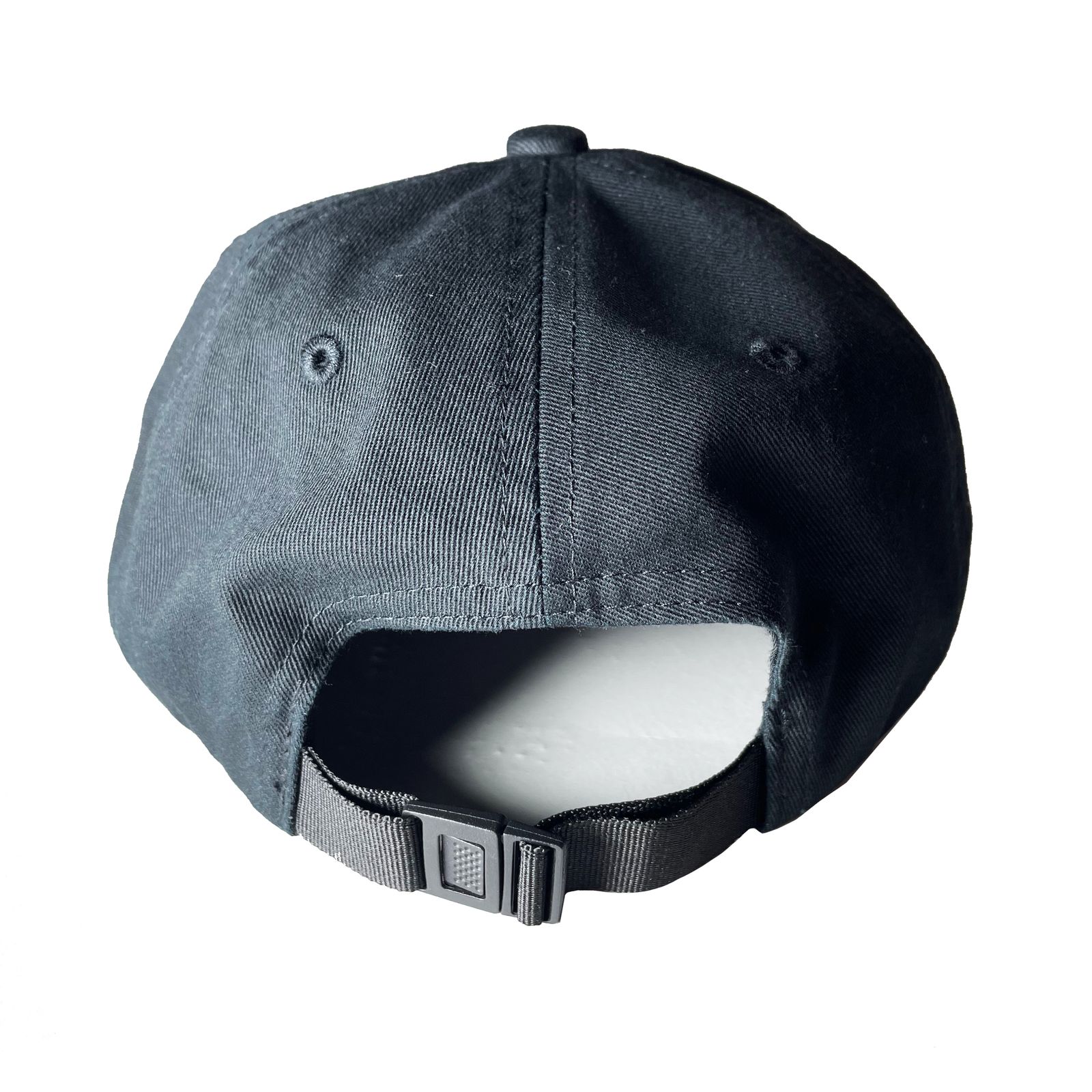 CURVY FLATVISOR-CAP