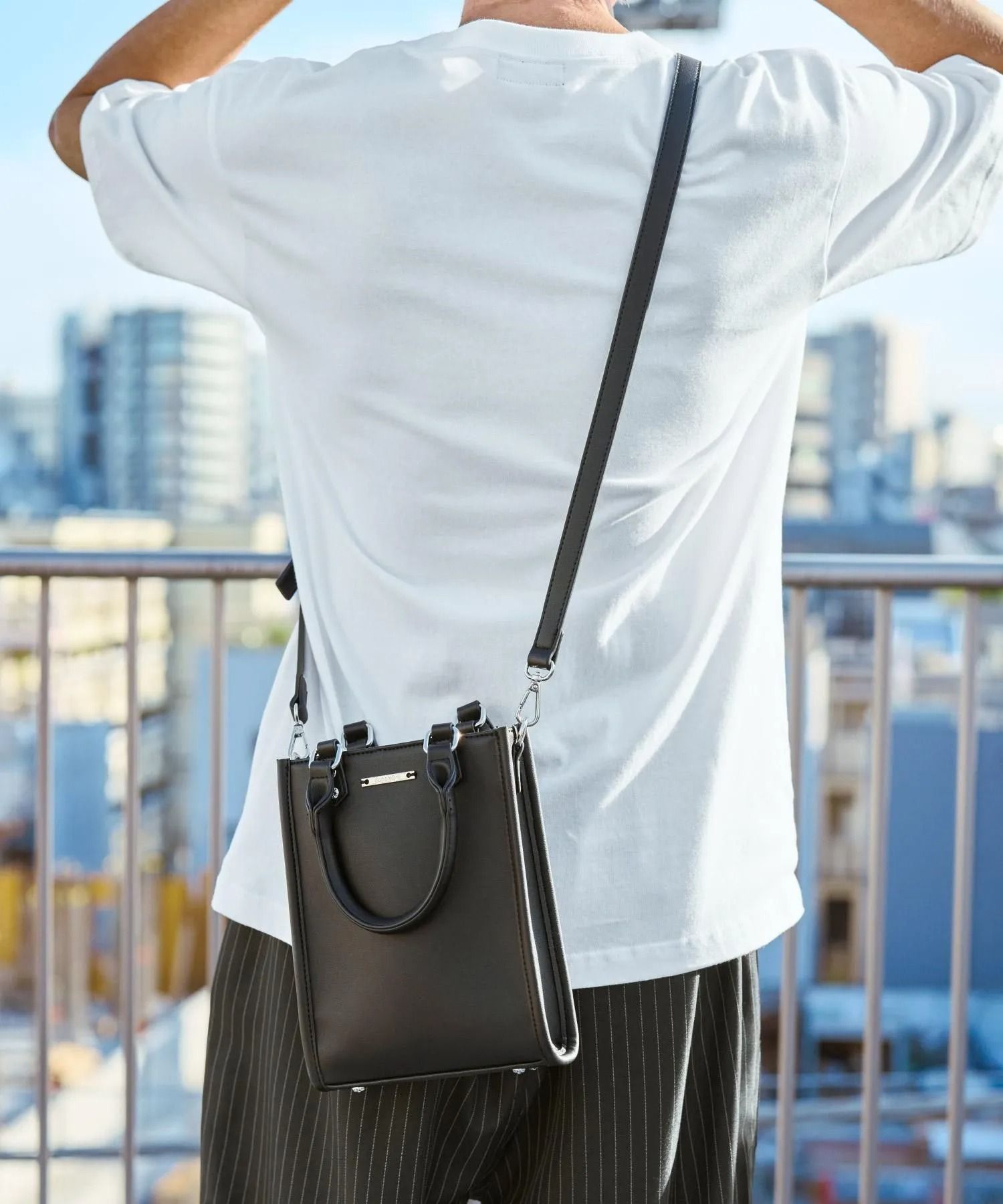 Faux leather shoulder tote bag