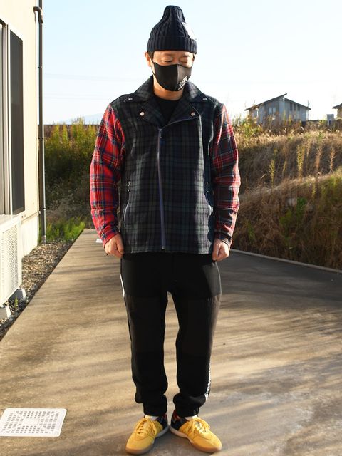 斬新な切り替えと節々に感じるPUNKテイストがカッコいい！