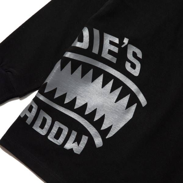 SHARK TEETH -BIG SILHOUETTE LS TEE