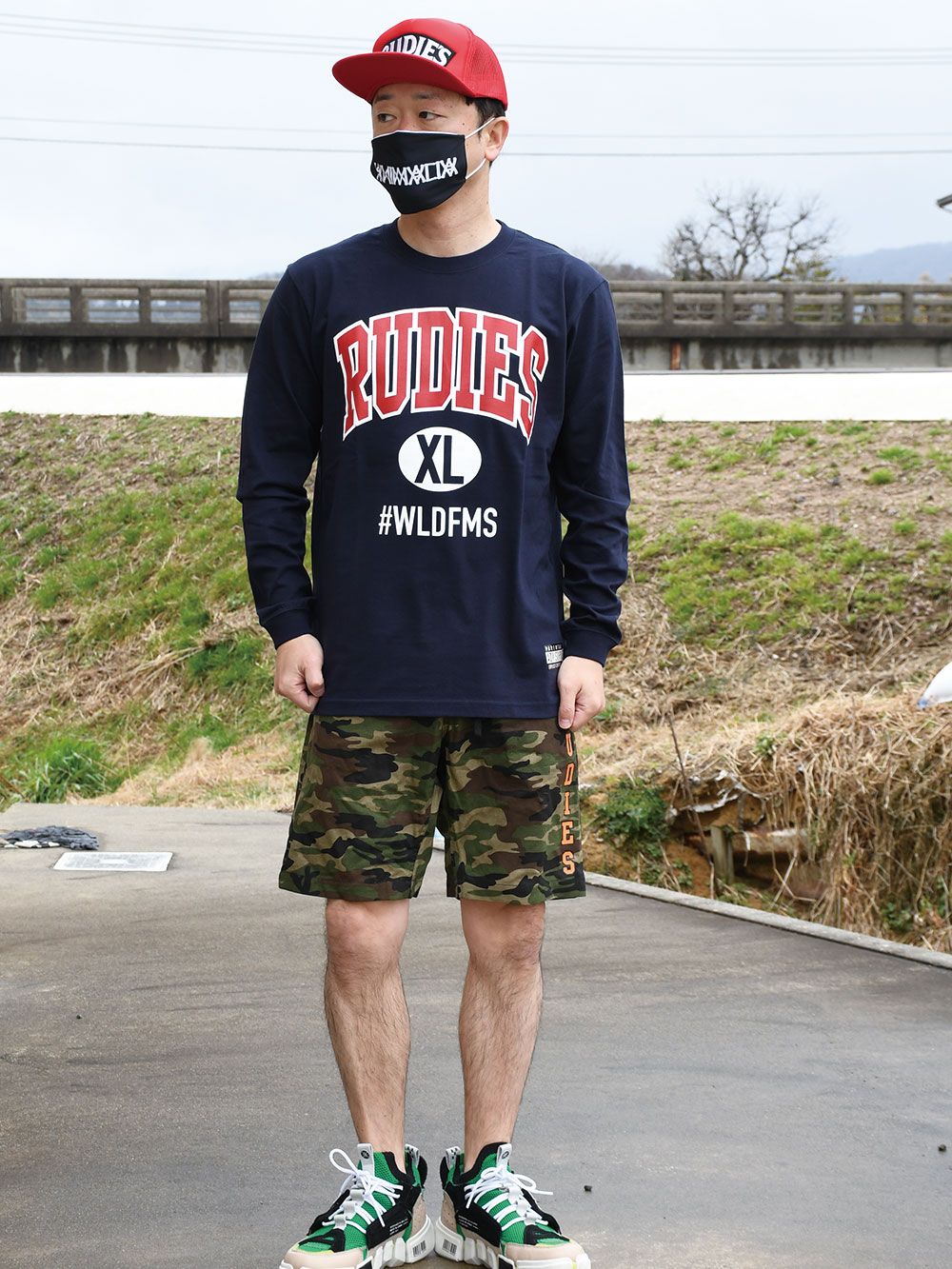 COLLEGE LS-T