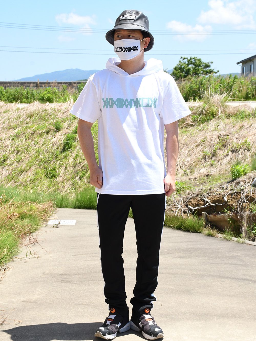 HOODIE Tee S/S - logo