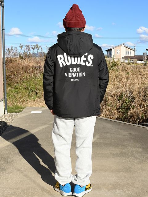 高品質ボディでしっかり暖かく、億劫になりがちな冬のお出かけも楽しくなりますよー🚲