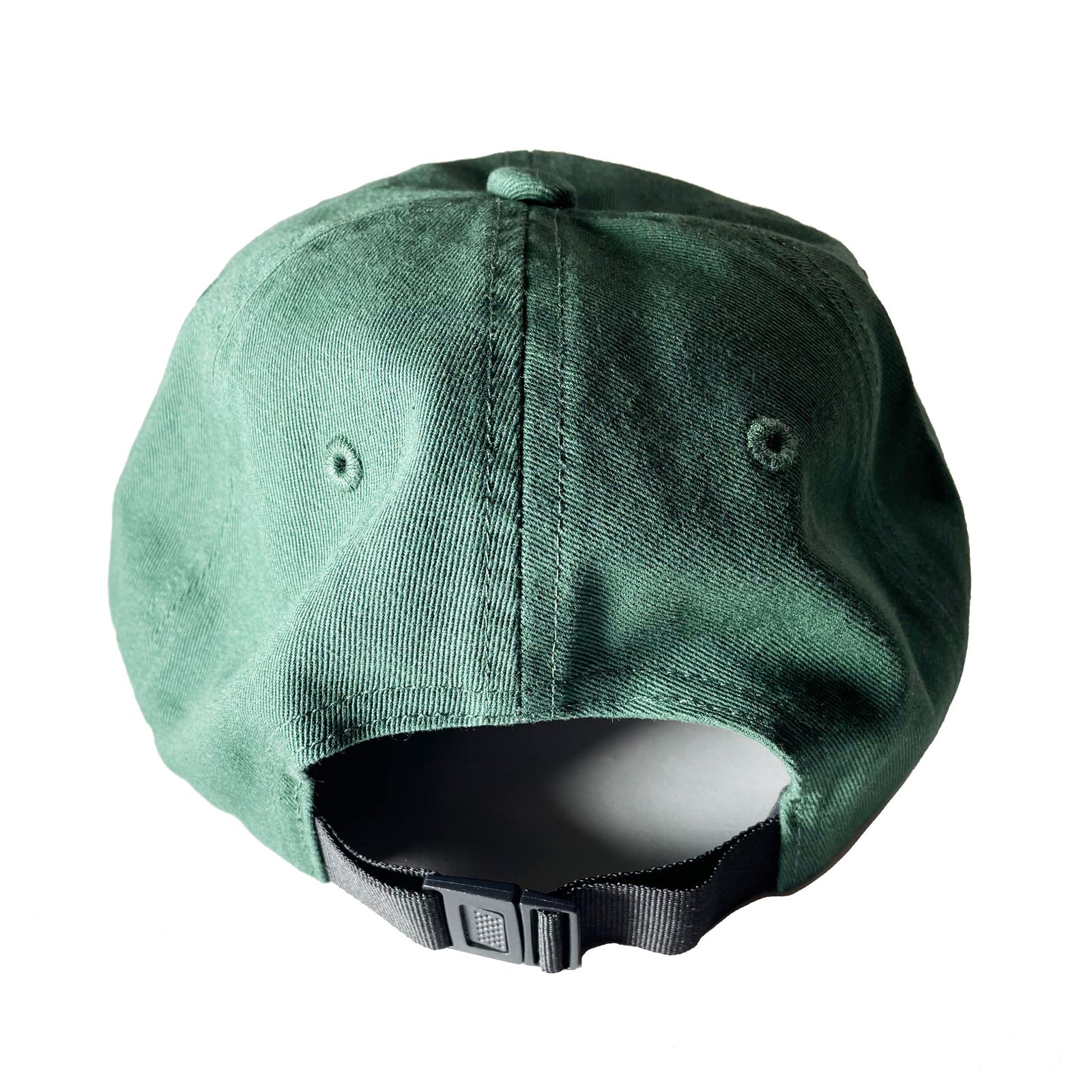 CURVY FLATVISOR-CAP