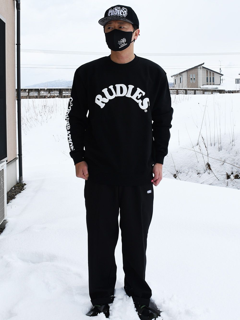 CURVY CREW-SWEAT
