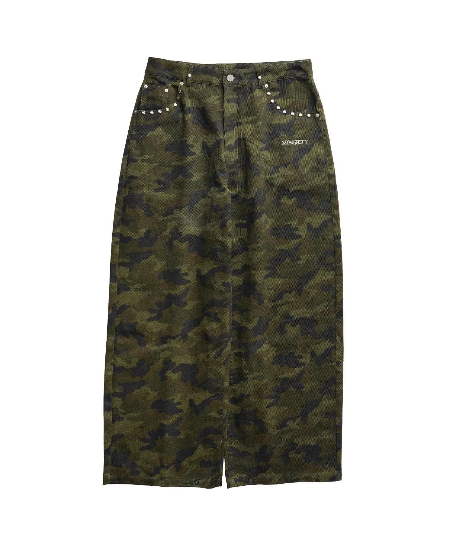 Camouflage baggy pants