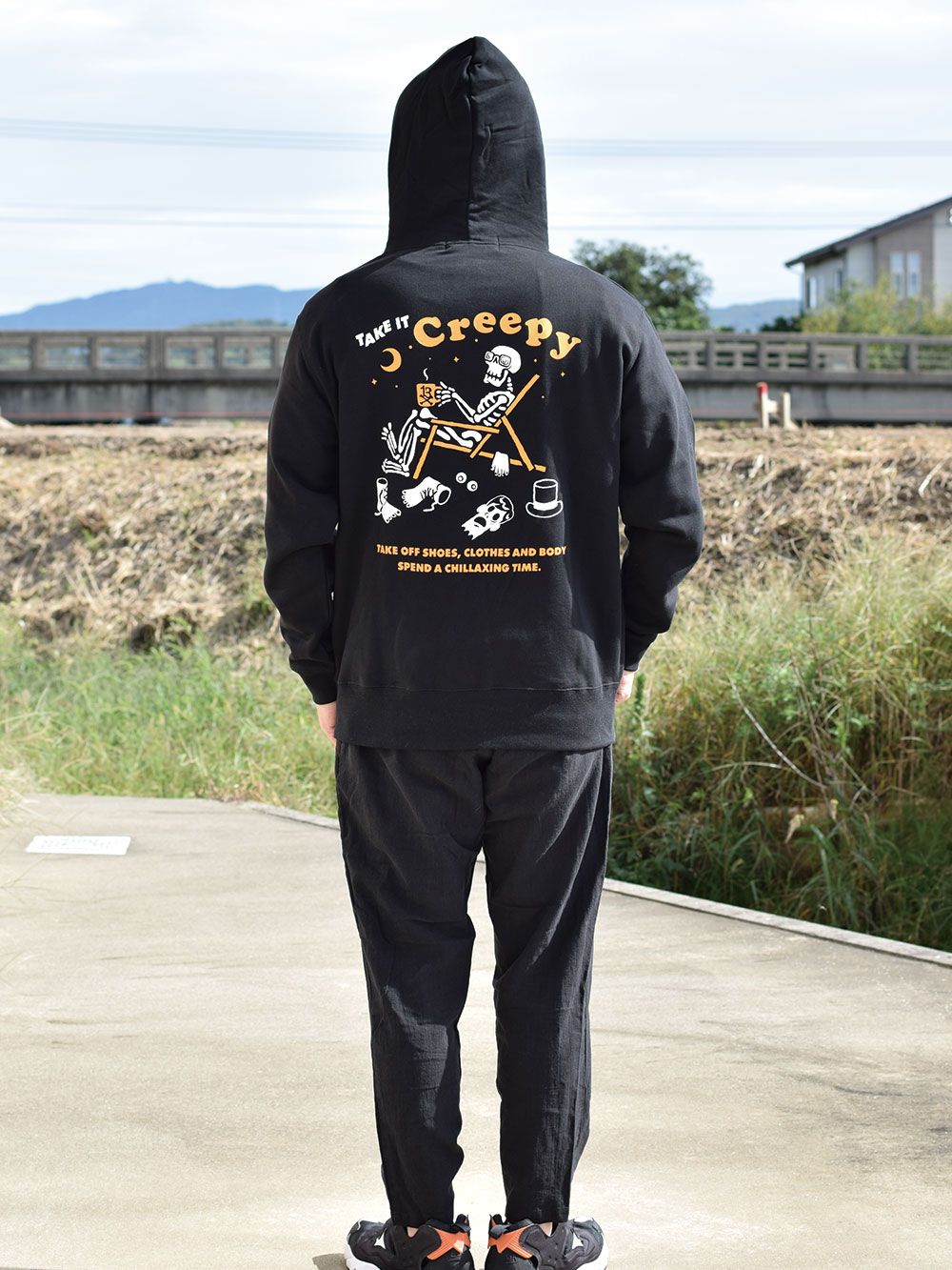 CHILLAXING-HOODIE