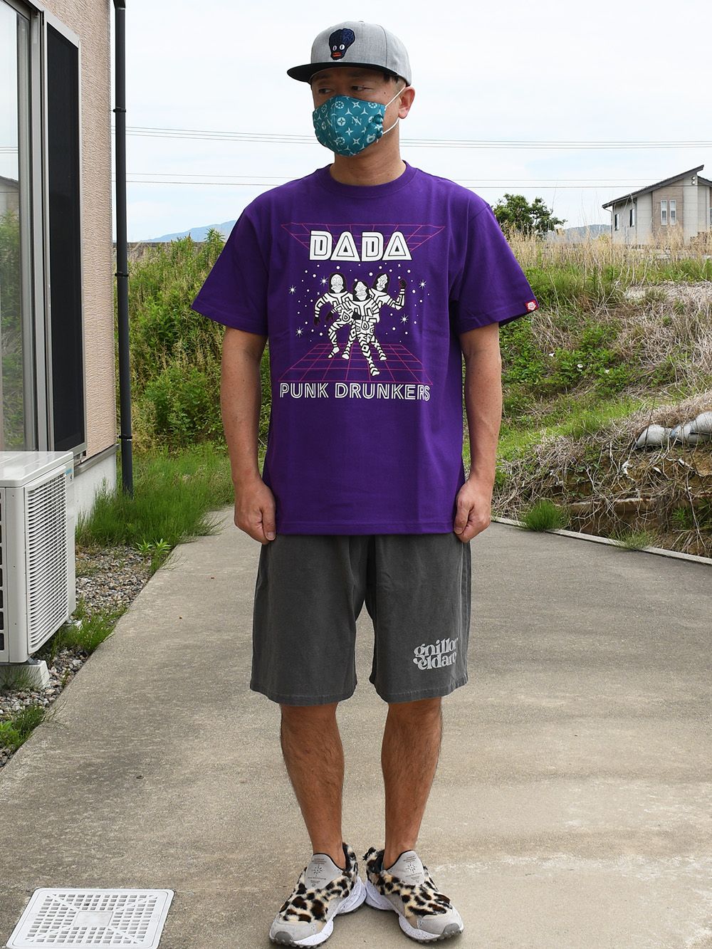 REVERSE LOGO-SHORTS