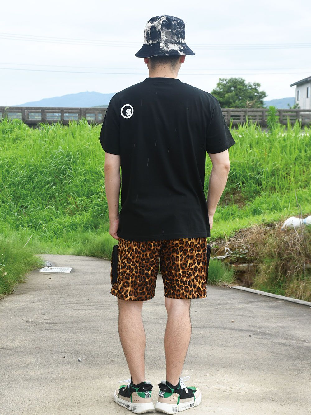 PUNK GEISHA SMOKE OUT s/s tee