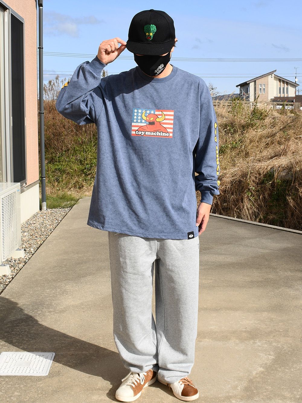 BURY THE HATCHET SWEAT-PANTS